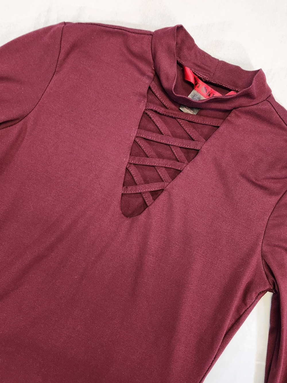 Y2K Hot Kiss Women's Burgundy Long Sleeve Lace Front Crop Top Shirt Size Small